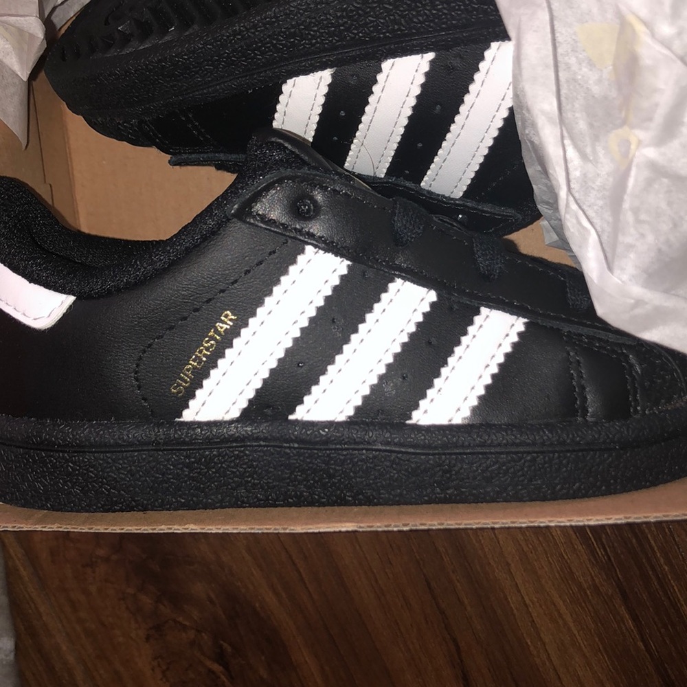 Adidas - Picture 4 of 4